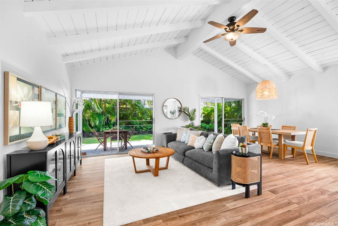 638 Keolu Drive - Photo 1