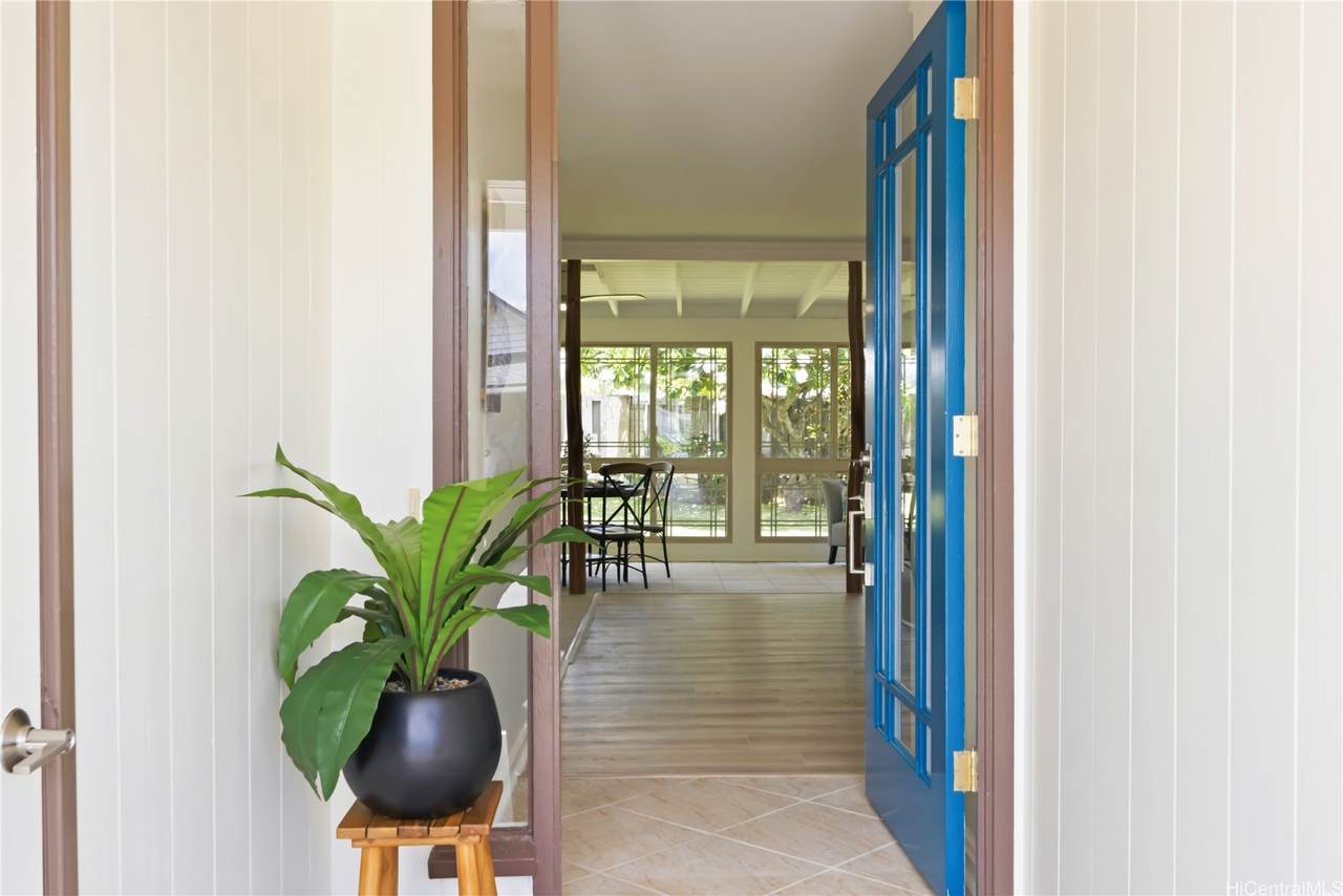 https://bt-photos.global.ssl.fastly.net/honolulu/1280_boomver_1_202601803-2.jpg
