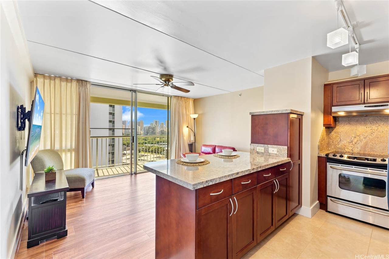 2522 Date Street - Photo 1