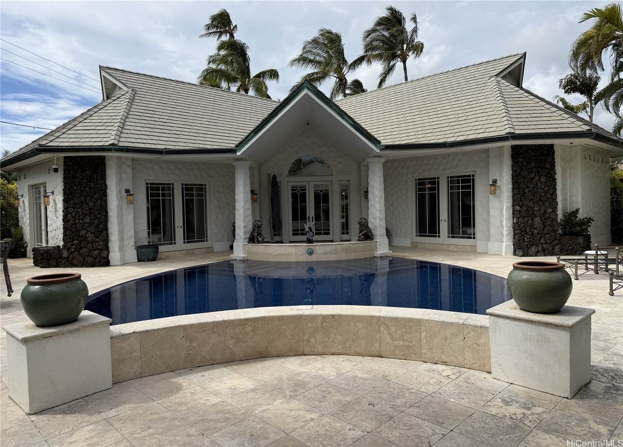 4700 Kahala Avenue - Photo 1