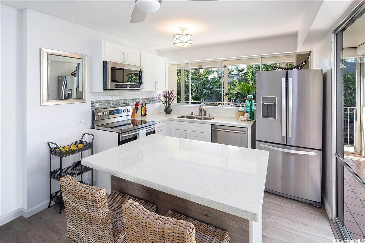 439 Keoniana Street - Photo 1