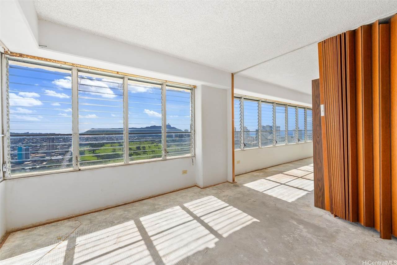 2525 Date Street - Photo 1