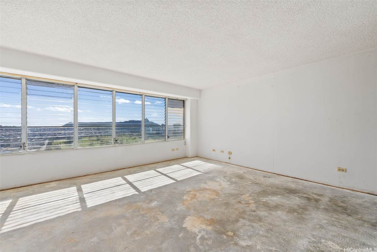 https://bt-photos.global.ssl.fastly.net/honolulu/1280_boomver_1_202603365-2.jpg