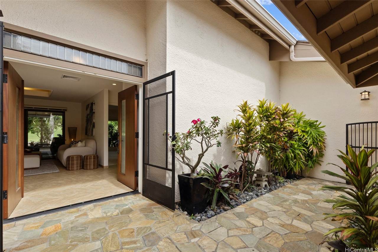 https://bt-photos.global.ssl.fastly.net/honolulu/1280_boomver_1_202603414-2.jpg