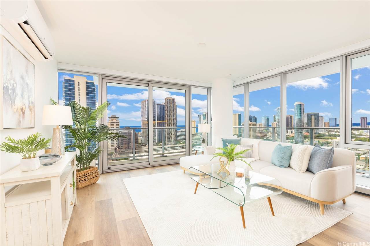 1500 Rycroft Street - Photo 1