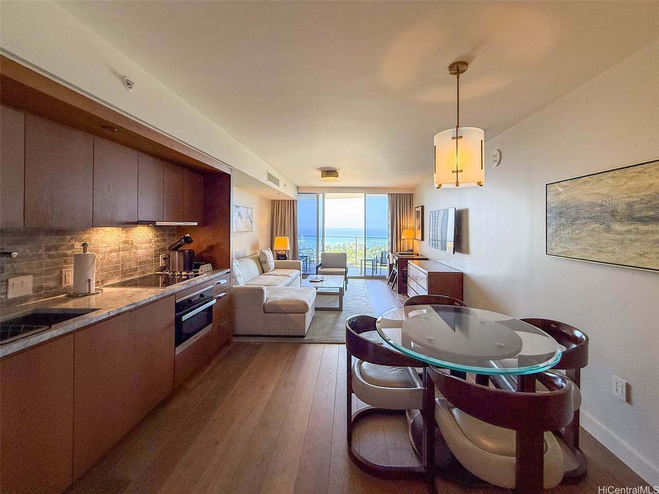 https://bt-photos.global.ssl.fastly.net/honolulu/1280_boomver_1_202603464-2.jpg