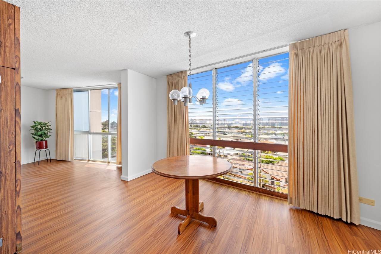1139 9th Avenue - Photo 1