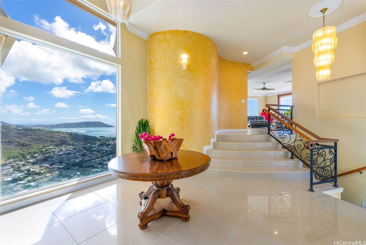 https://bt-photos.global.ssl.fastly.net/honolulu/1280_boomver_1_202603556-2.jpg