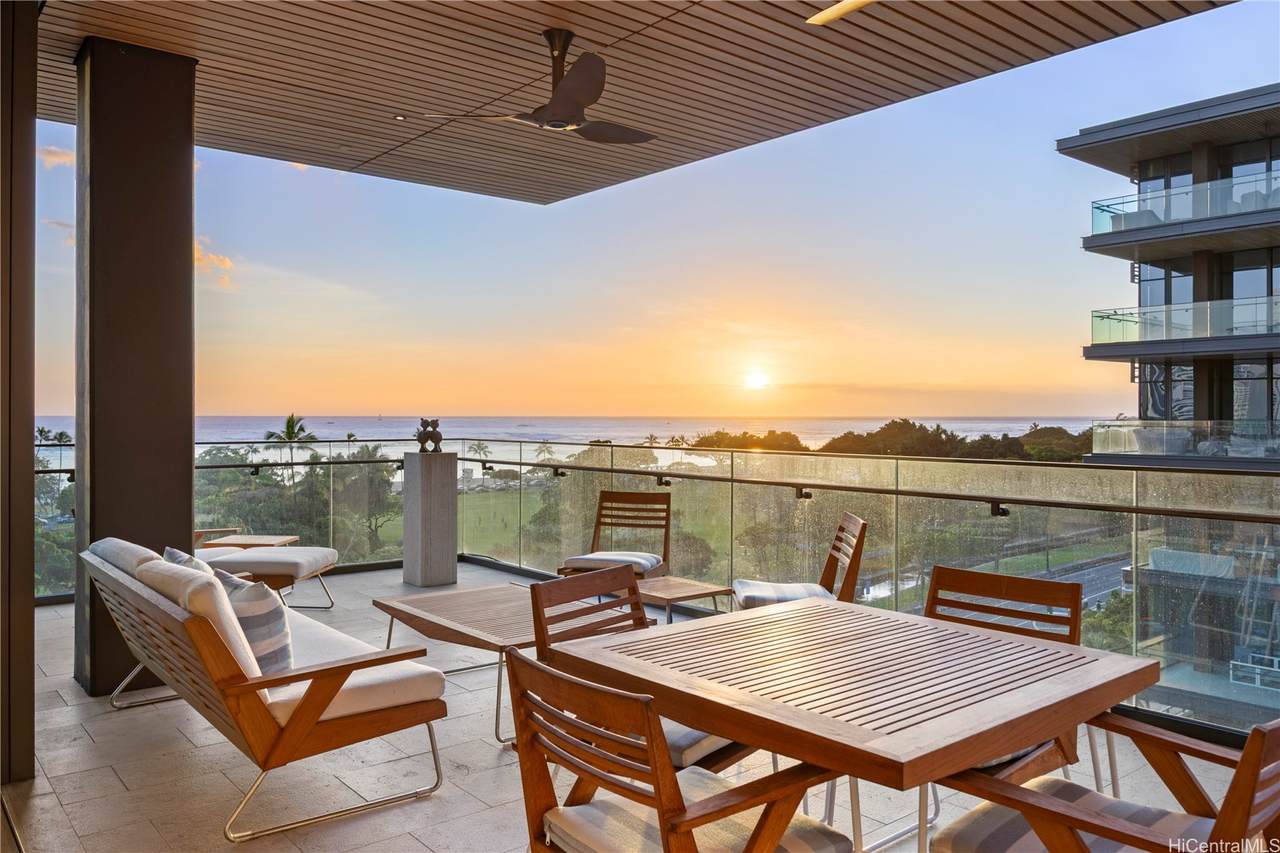 1388 Ala Moana Boulevard - Photo 1