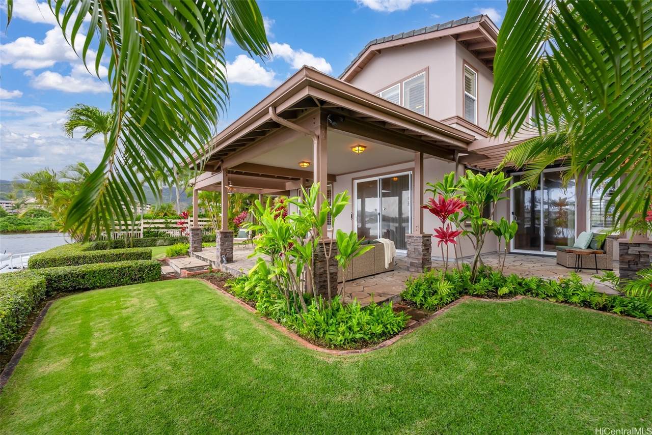 https://bt-photos.global.ssl.fastly.net/honolulu/1280_boomver_1_202603646-2.jpg