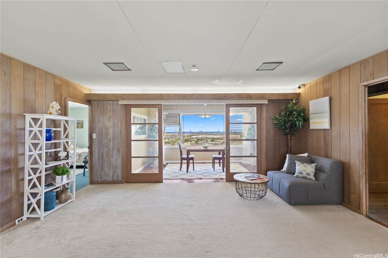 https://bt-photos.global.ssl.fastly.net/honolulu/1280_boomver_1_202603750-2.jpg