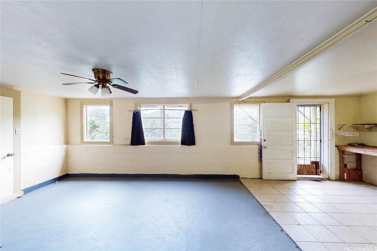 1625 Kalaepaa Drive - Photo 1