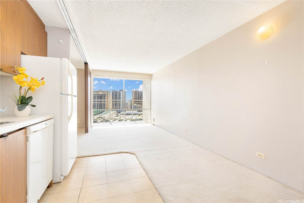 https://bt-photos.global.ssl.fastly.net/honolulu/1280_boomver_1_202603802-2.jpg