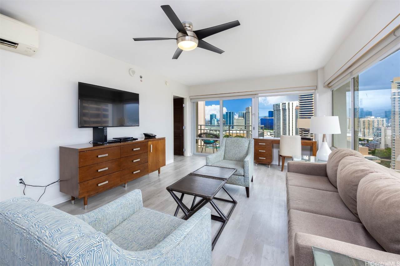 https://bt-photos.global.ssl.fastly.net/honolulu/1280_boomver_1_202603829-2.jpg