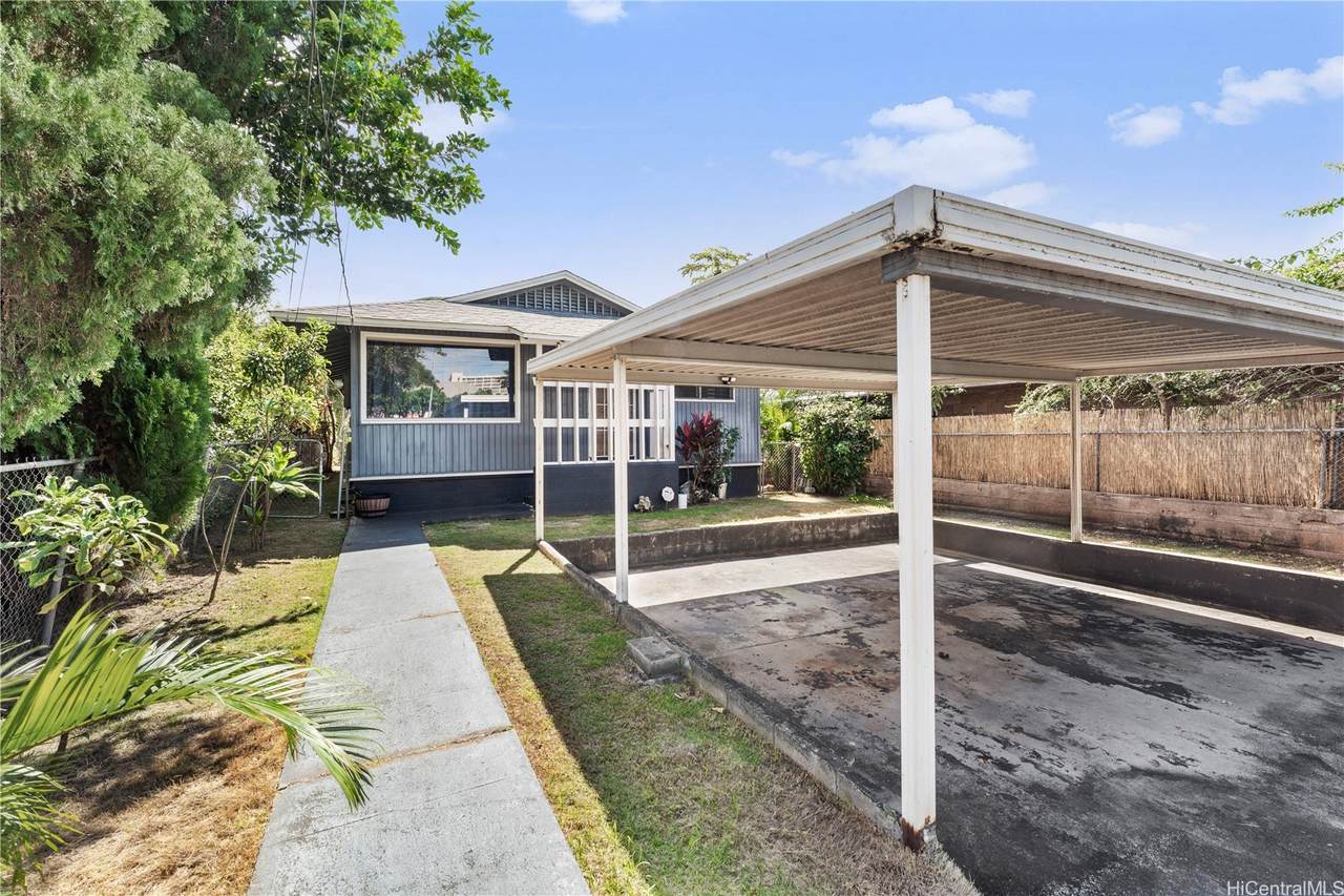 1837 Pacific Heights Road - Photo 1