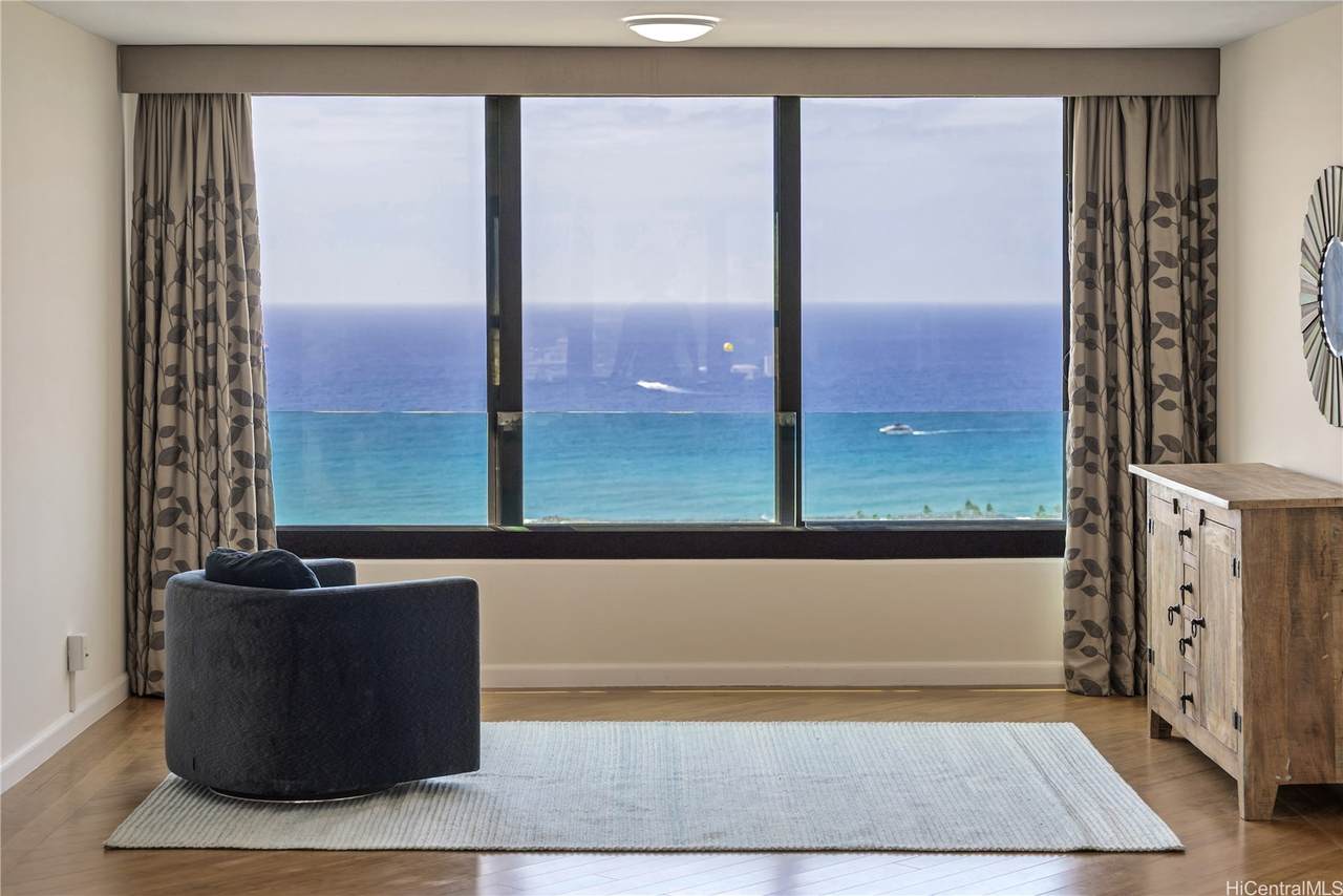 https://bt-photos.global.ssl.fastly.net/honolulu/1280_boomver_1_202603883-2.jpg