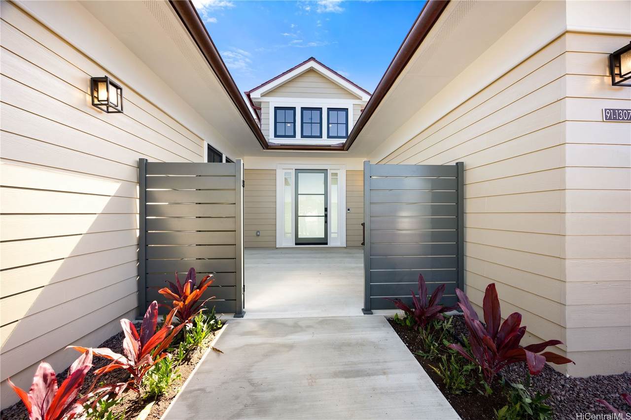 https://bt-photos.global.ssl.fastly.net/honolulu/1280_boomver_1_202603900-2.jpg