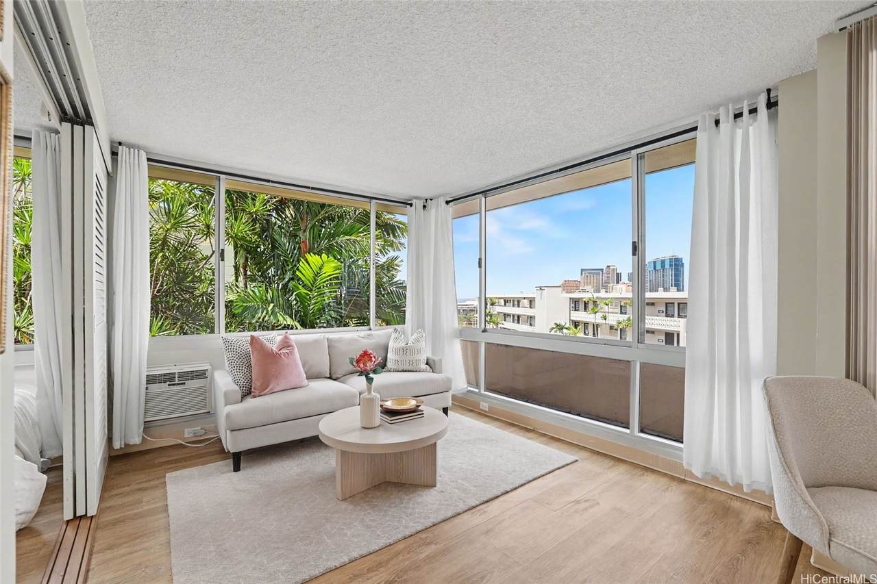 255 Huali Street - Photo 1