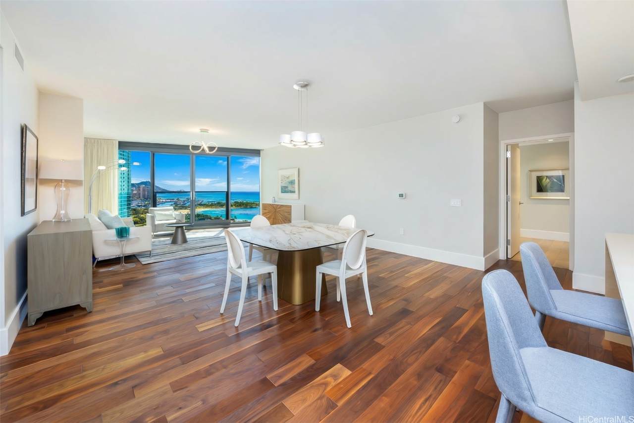 https://bt-photos.global.ssl.fastly.net/honolulu/1280_boomver_1_202604013-2.jpg
