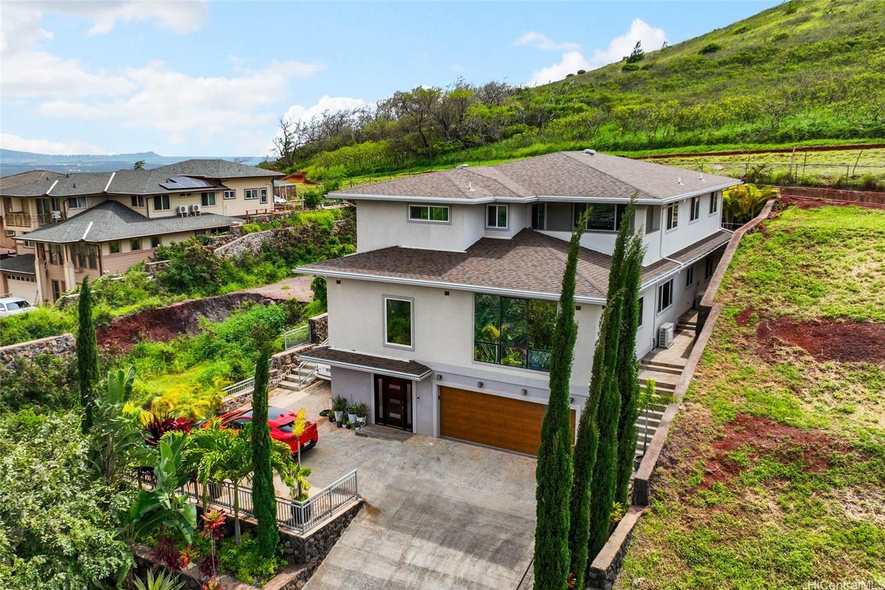 https://bt-photos.global.ssl.fastly.net/honolulu/1280_boomver_1_202604035-2.jpg