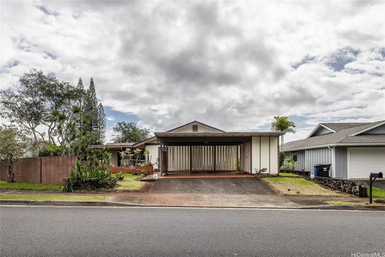 https://bt-photos.global.ssl.fastly.net/honolulu/1280_boomver_1_202604037-2.jpg