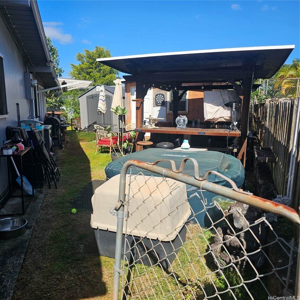 https://bt-photos.global.ssl.fastly.net/honolulu/1280_boomver_1_202604046-2.jpg