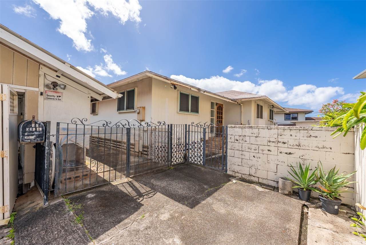 https://bt-photos.global.ssl.fastly.net/honolulu/1280_boomver_1_202604127-2.jpg