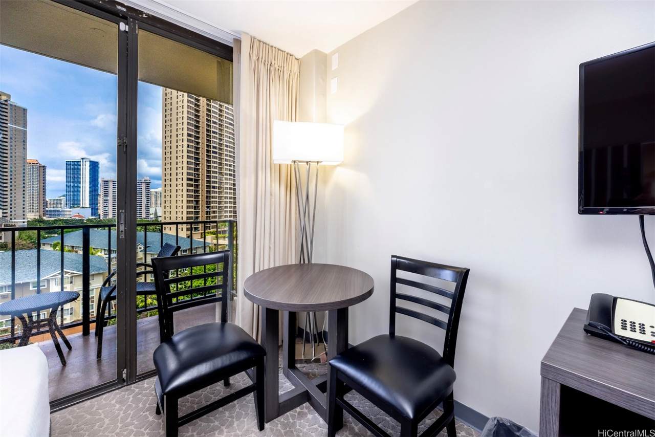 https://bt-photos.global.ssl.fastly.net/honolulu/1280_boomver_1_202604128-2.jpg