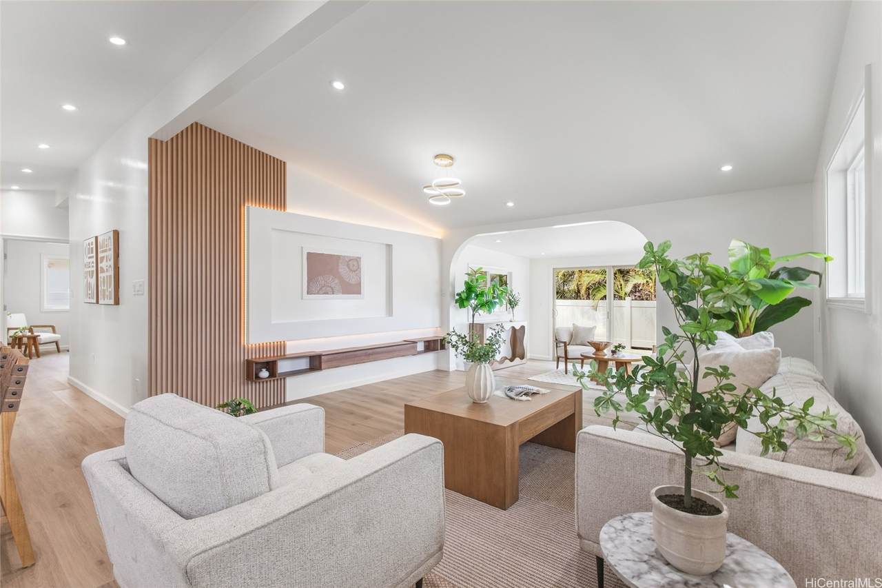 308 Hanakoa Street - Photo 1