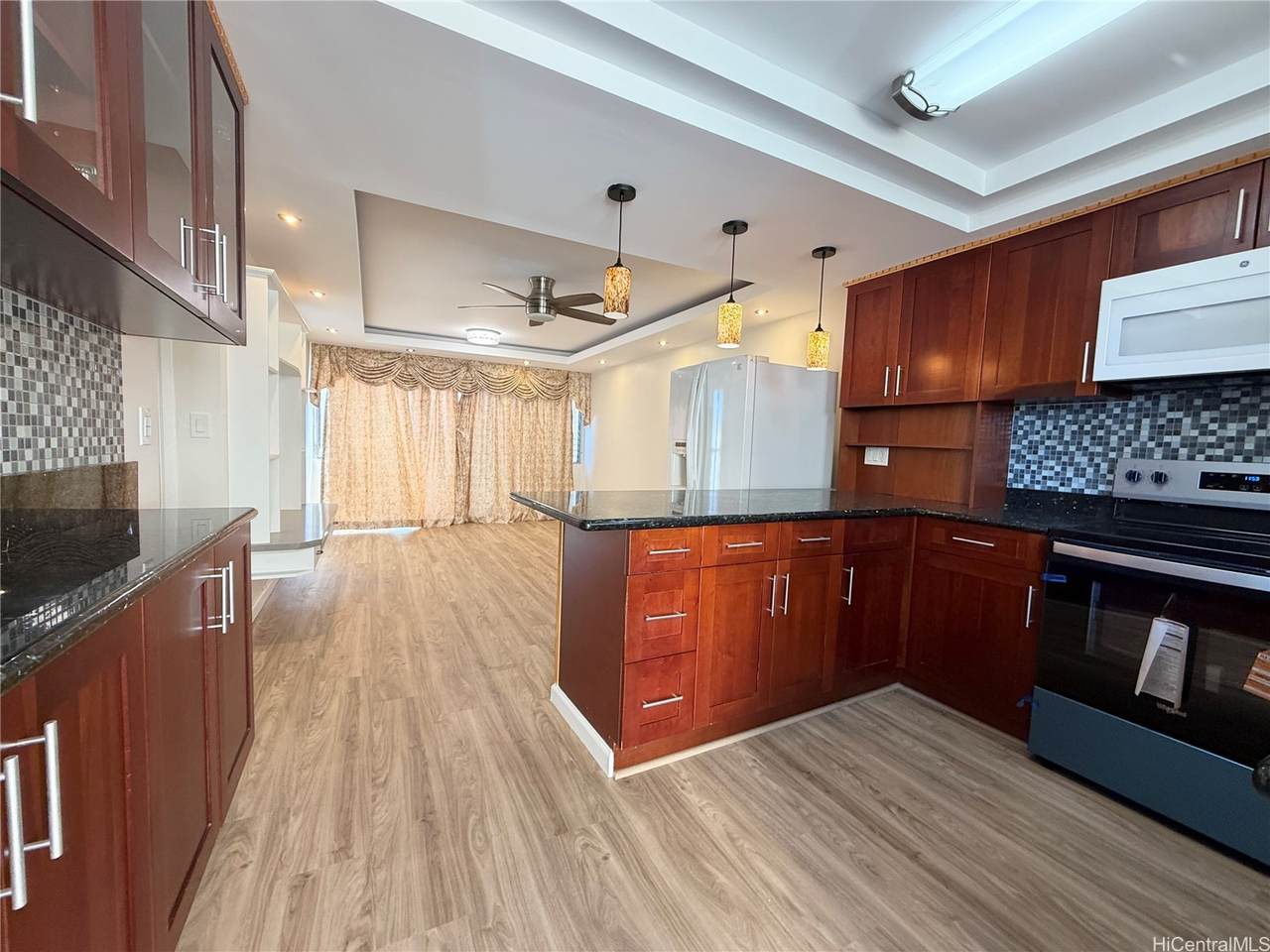 2440 Date Street - Photo 1