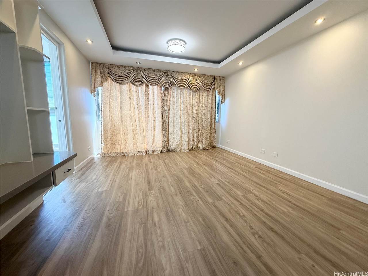 https://bt-photos.global.ssl.fastly.net/honolulu/1280_boomver_1_202604296-2.jpg