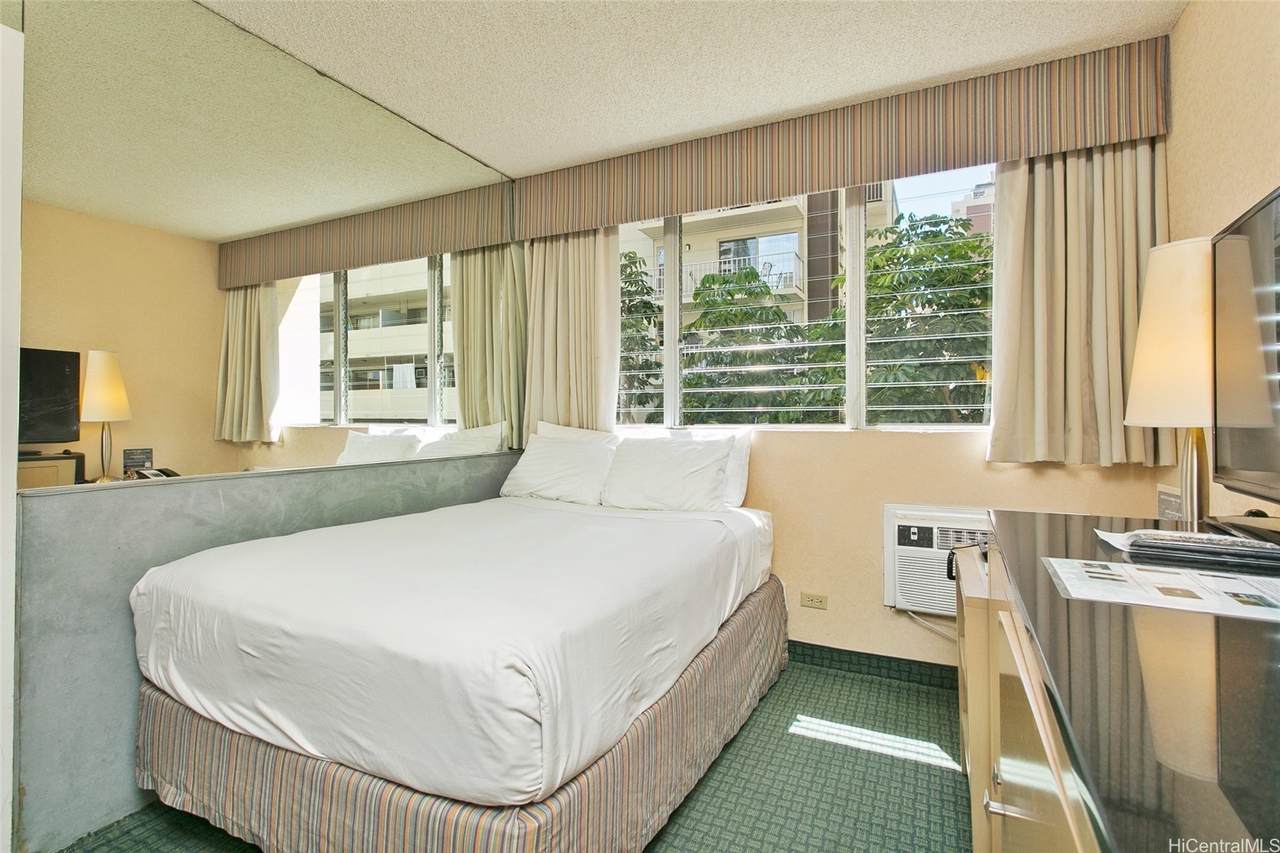 444 Kanekapolei Street - Photo 1