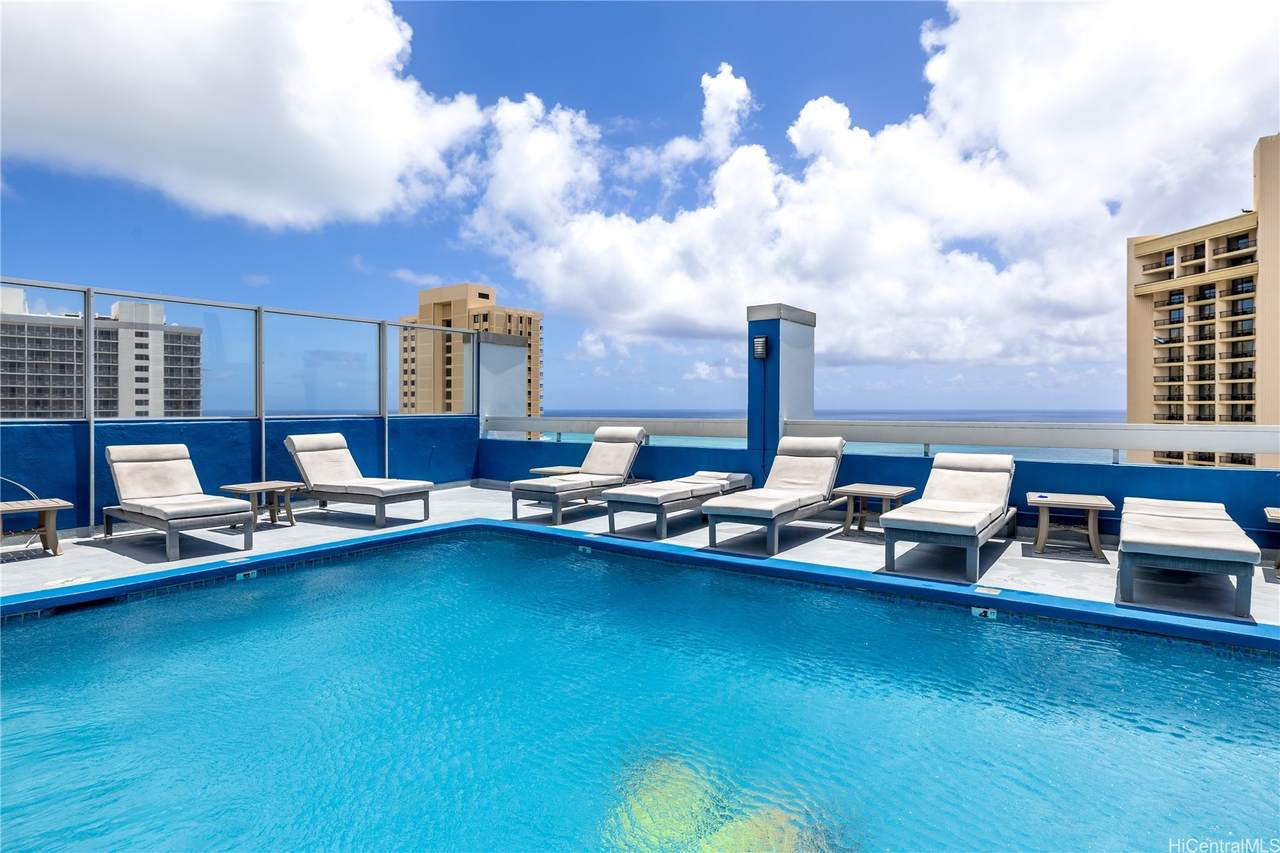 2427 Kuhio Avenue - Photo 1
