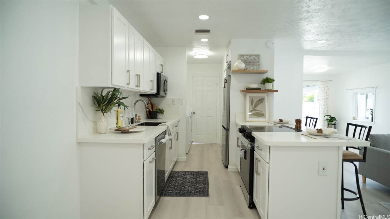 84-658 Manuku Street - Photo 1