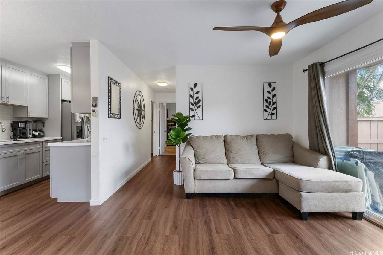 https://bt-photos.global.ssl.fastly.net/honolulu/1280_boomver_1_202604424-2.jpg