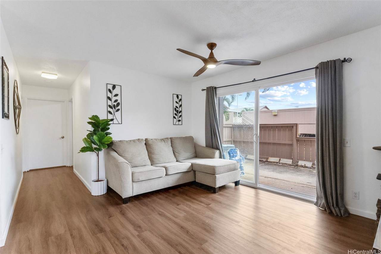 https://bt-photos.global.ssl.fastly.net/honolulu/1280_boomver_1_202604424-2.jpg