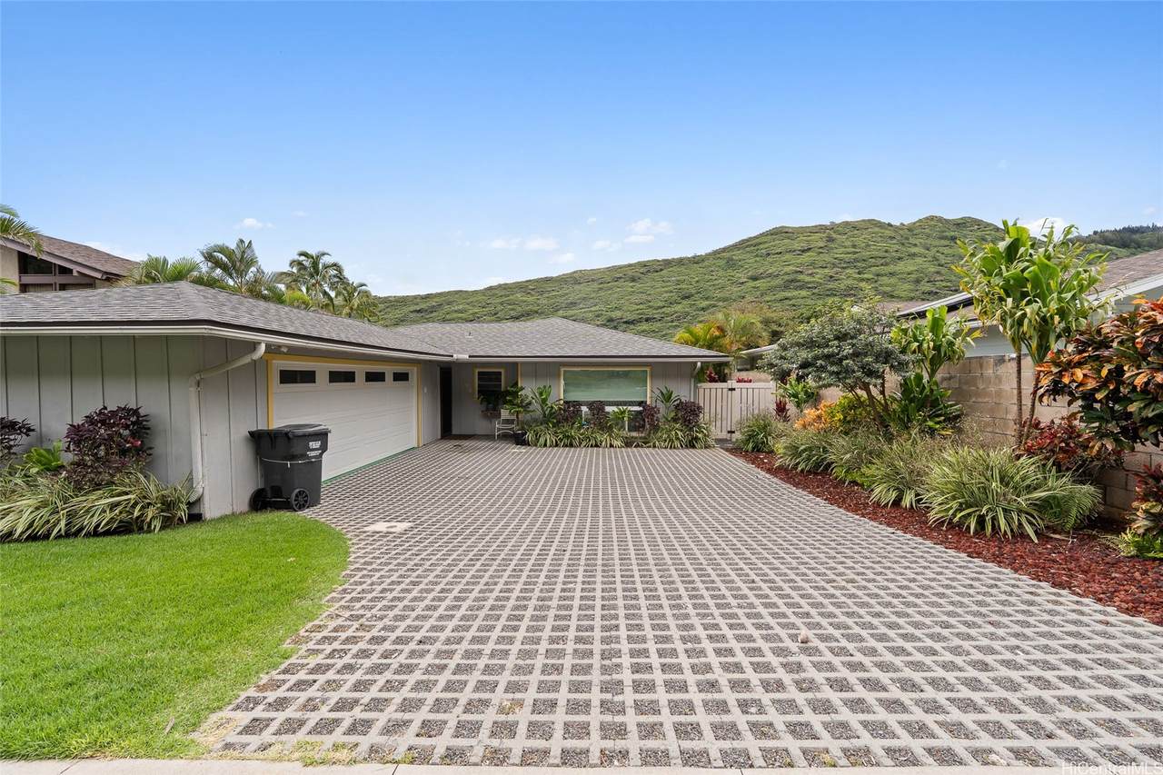 https://bt-photos.global.ssl.fastly.net/honolulu/1280_boomver_1_202604446-2.jpg