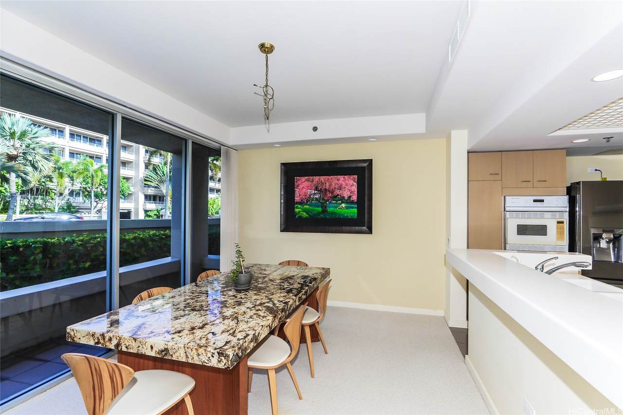 https://bt-photos.global.ssl.fastly.net/honolulu/1280_boomver_1_202604542-4.jpg