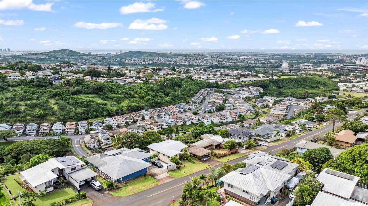 https://bt-photos.global.ssl.fastly.net/honolulu/1280_boomver_1_202604627-2.jpg