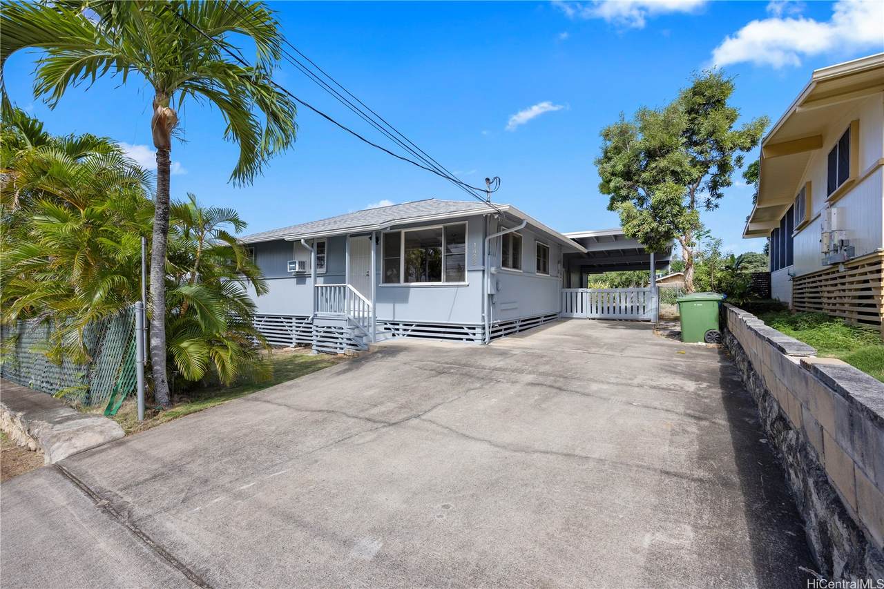 1422 Lekeona Street - Photo 1