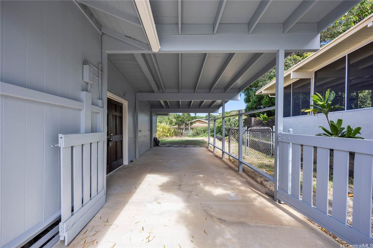 https://bt-photos.global.ssl.fastly.net/honolulu/1280_boomver_1_202604719-3.jpg