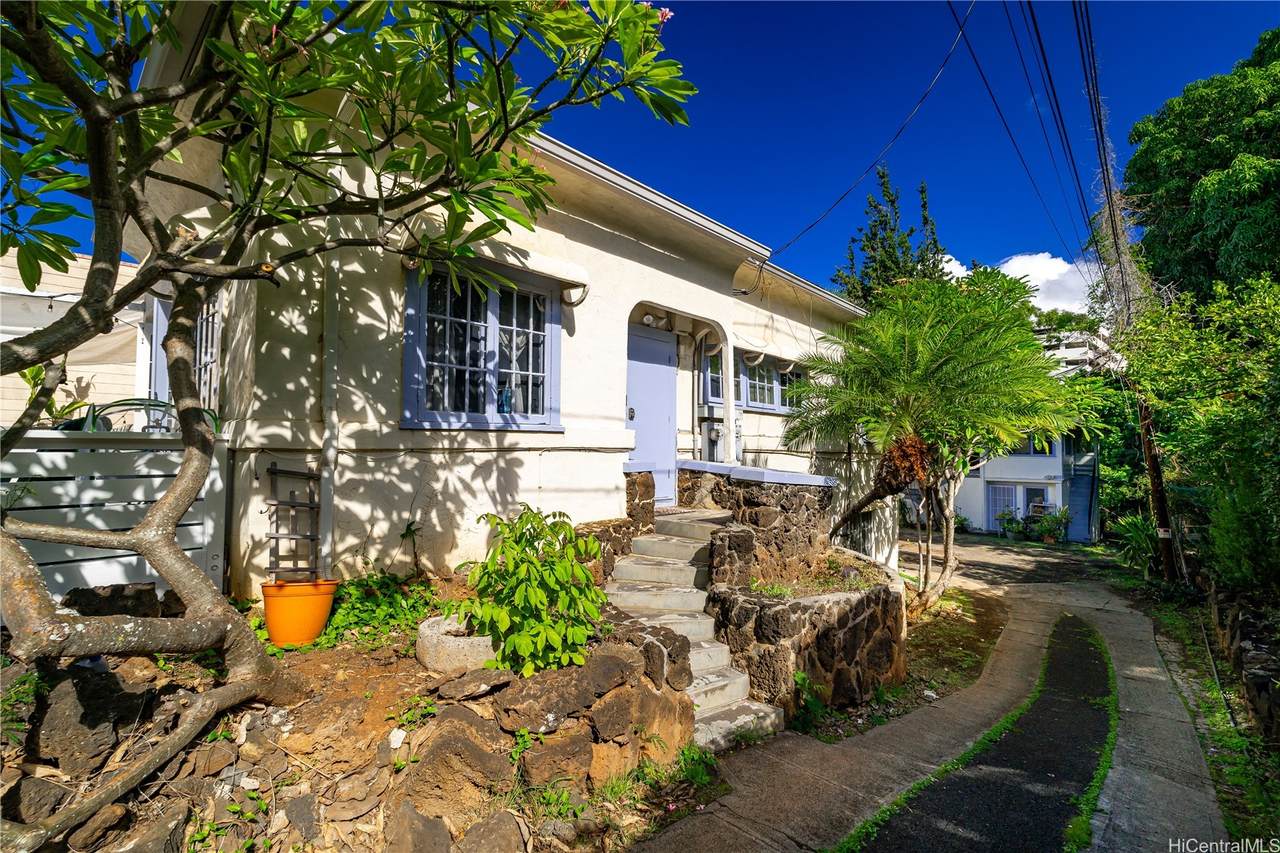 3110 Waialae Avenue - Photo 1