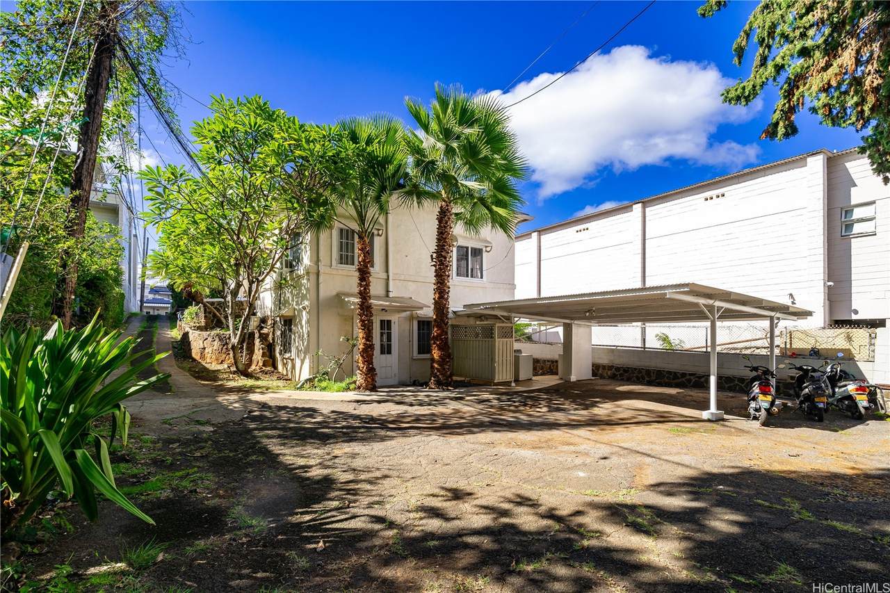 https://bt-photos.global.ssl.fastly.net/honolulu/1280_boomver_1_202604875-2.jpg