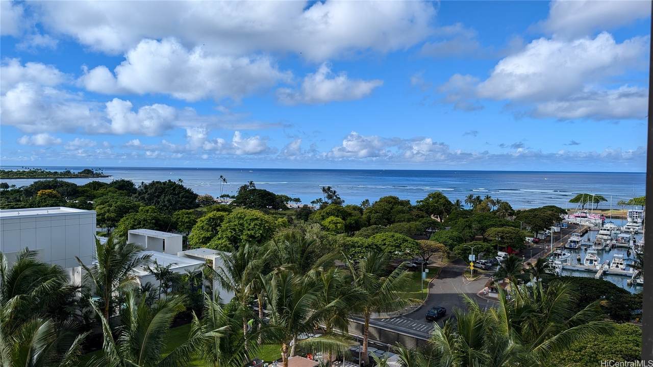 1100 Ala Moana Boulevard - Photo 1