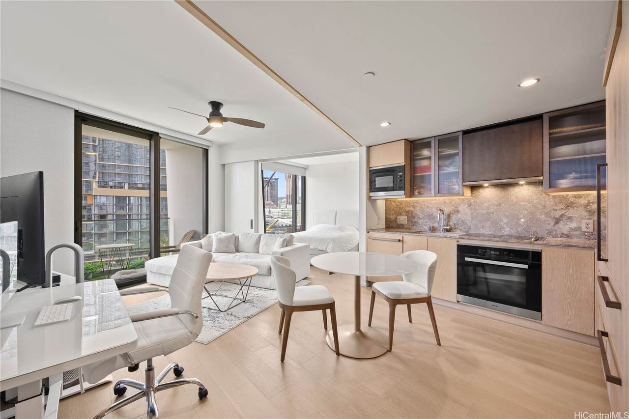 1000 Auahi Street - Photo 1