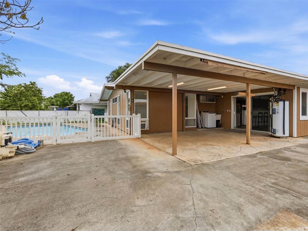 https://bt-photos.global.ssl.fastly.net/honolulu/1280_boomver_1_202604974-2.jpg