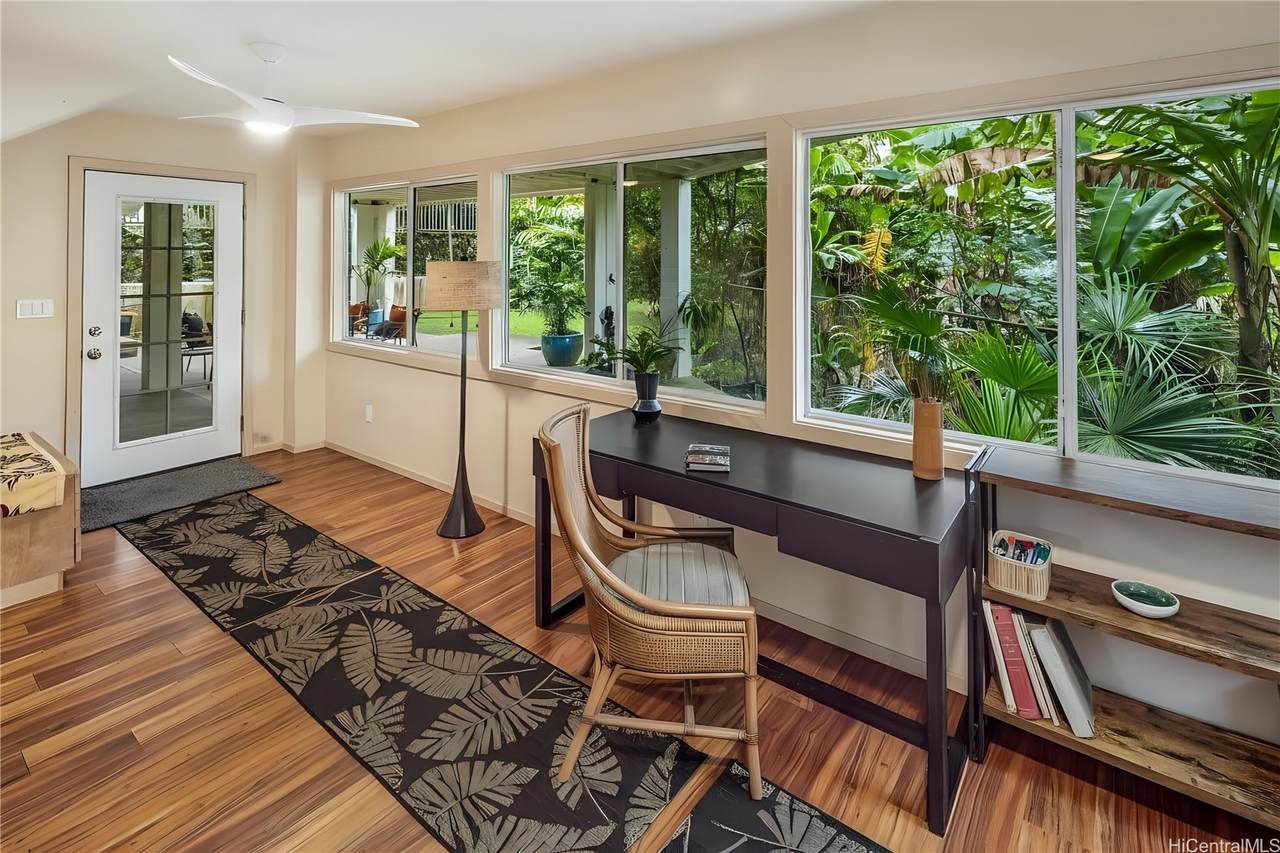 https://bt-photos.global.ssl.fastly.net/honolulu/1280_boomver_1_202605012-2.jpg