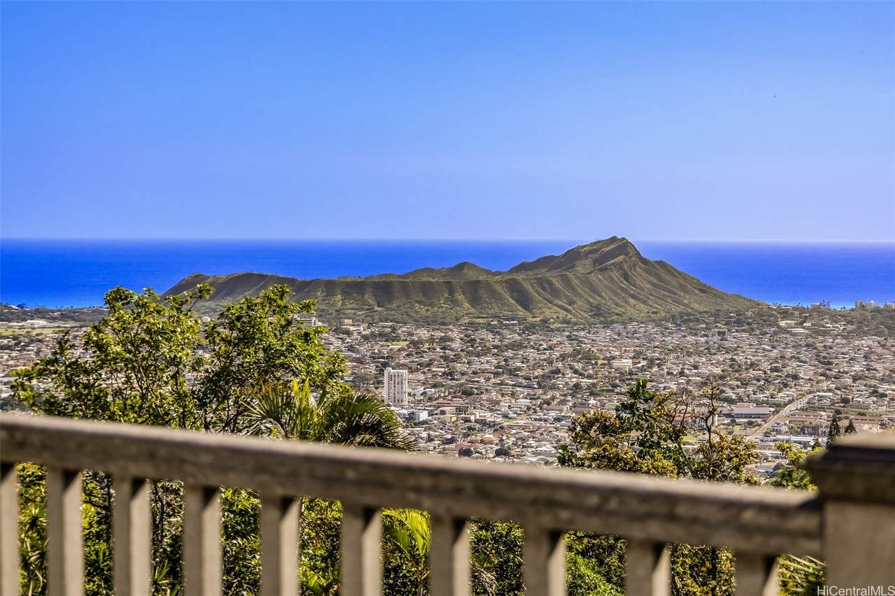 https://bt-photos.global.ssl.fastly.net/honolulu/1280_boomver_1_202605126-2.jpg