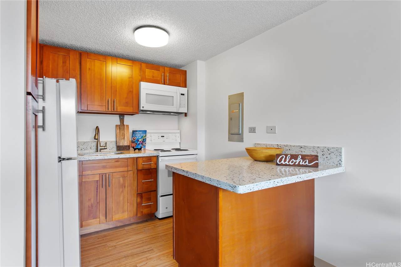 https://bt-photos.global.ssl.fastly.net/honolulu/1280_boomver_1_202605136-2.jpg