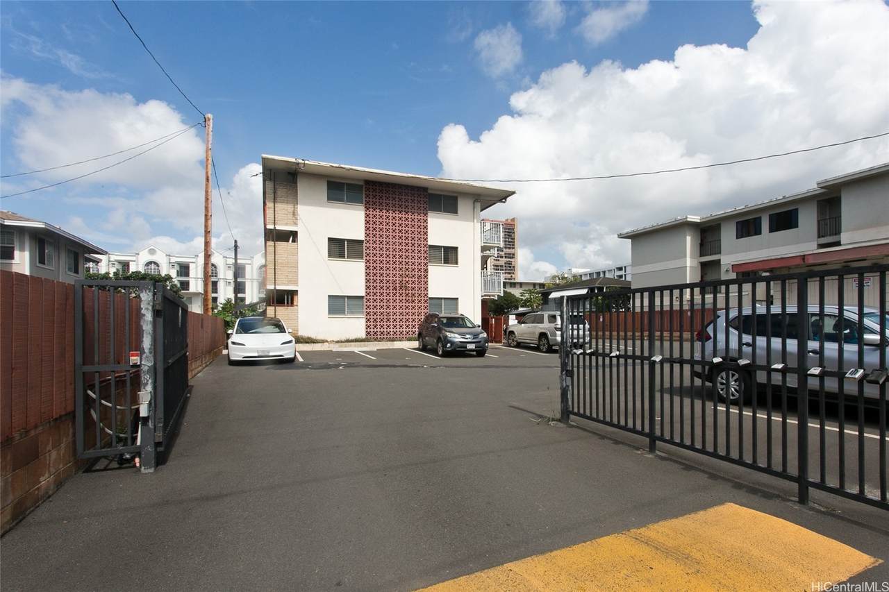 https://bt-photos.global.ssl.fastly.net/honolulu/1280_boomver_1_202605257-2.jpg